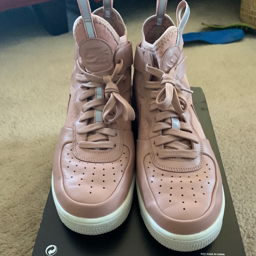 Air Force 1 Mid